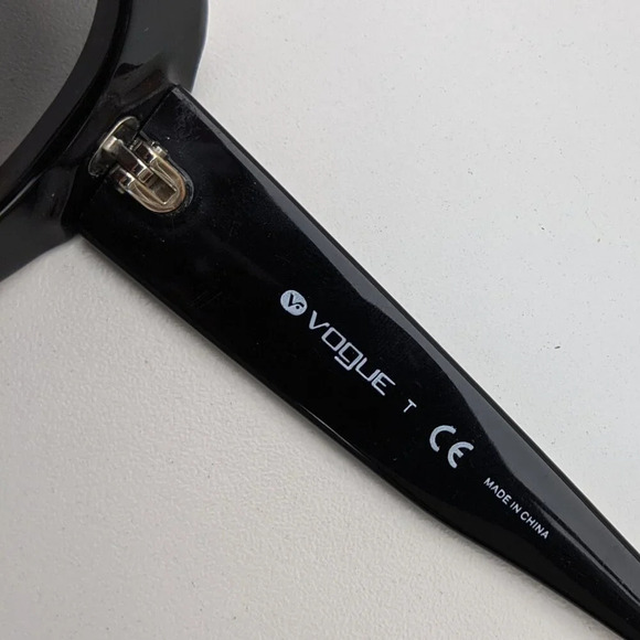 🕶️ Vogue VO2868S-B W44/11 56/16-135 Cat Eye Sunglasses / JLE121 🕶️ - Picture 5 of 8